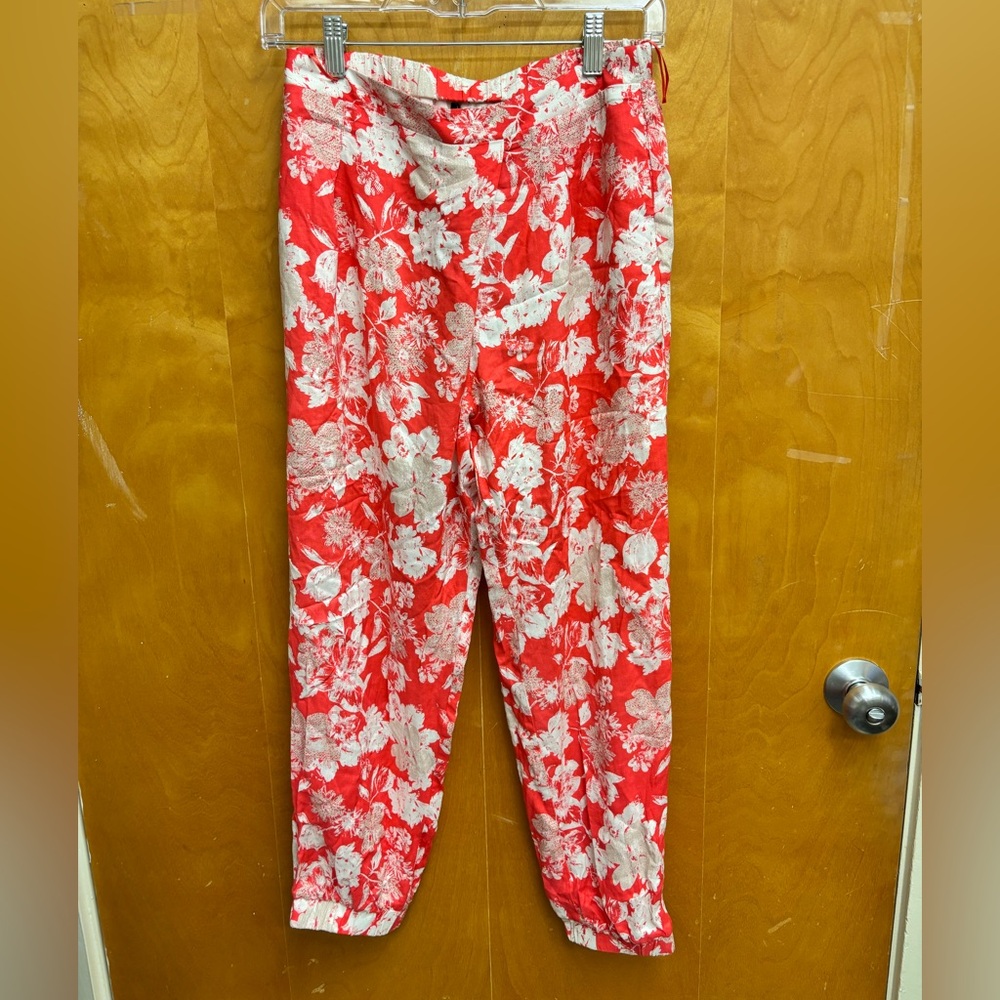 19 Cooper coral and White Floral Trousers
